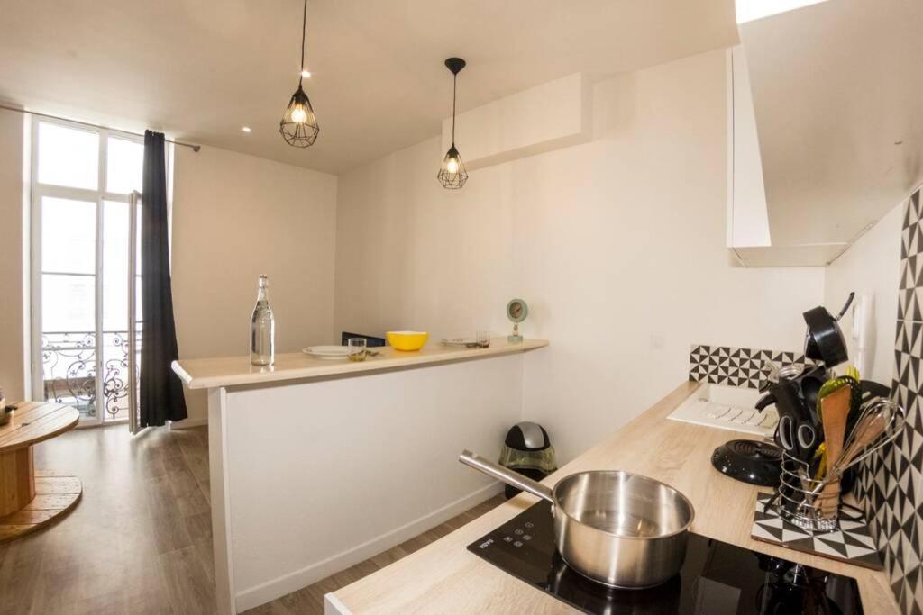 L'Escale - Topdestination-Bourg - Centre Ville - Classe 3 Etoiles エクステリア 写真